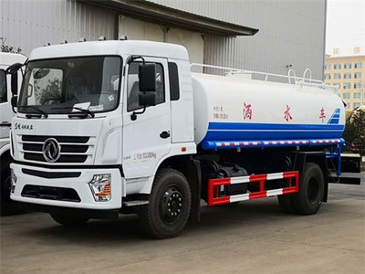 亿万先生MR洒水车